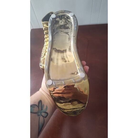 Ceramic Gold Shoes Elk Lighting Fly Like A Butterfly - Picture 2 of 7